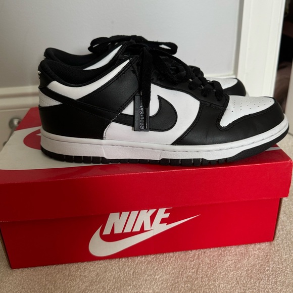 Panda Dunks - Picture 2 of 10